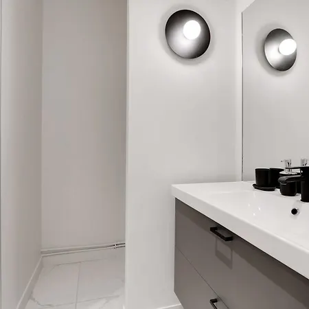 Modern 1br- 4p Le Marais Quarter