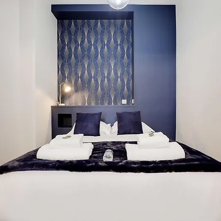 Modern 1br- 4p Le Marais Quarter *